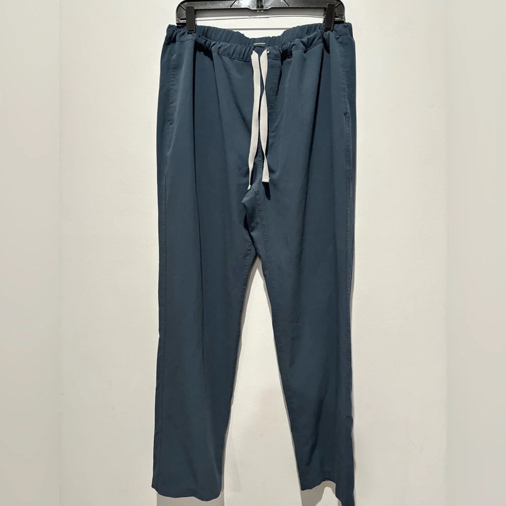 Figs scrub pisco blue pants